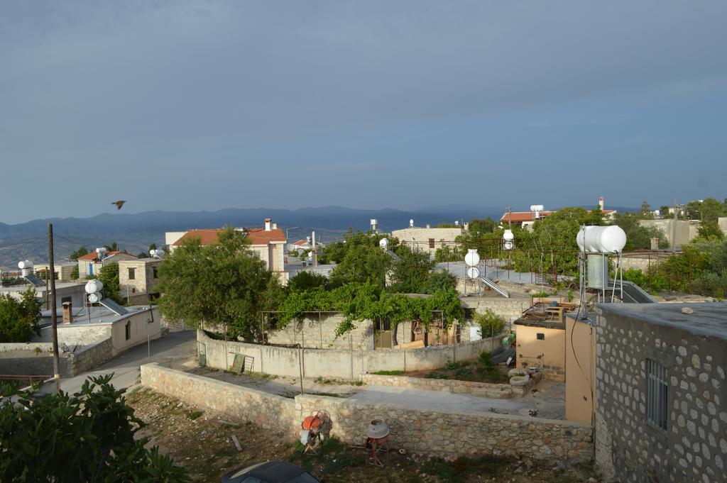 Villa Angela Dhrousha Extérieur photo